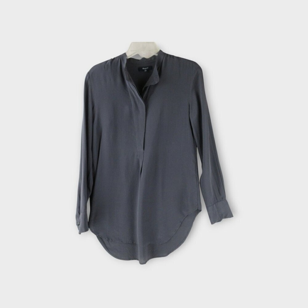 Madewell 100% Silk Blouse Size XS Solid Grey Curved Hem Long Sleeve